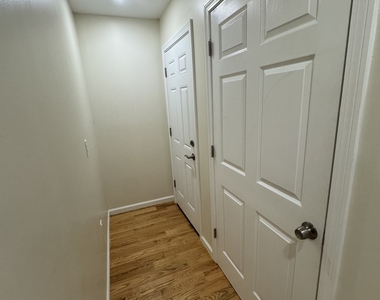 695 Shelton Street - Photo Thumbnail 11