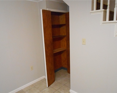 114 Grant St - Photo Thumbnail 12