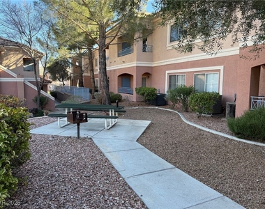401 Amber Pine Street - Photo Thumbnail 20