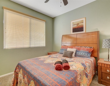 1116 Stoneypeak Avenue - Photo Thumbnail 16