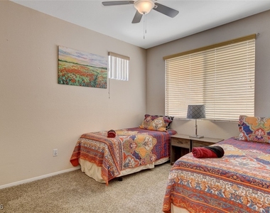 1116 Stoneypeak Avenue - Photo Thumbnail 19