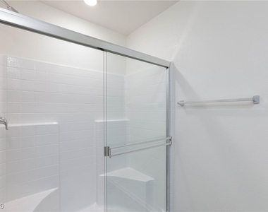 6085 Lily Garden Street - Photo Thumbnail 31
