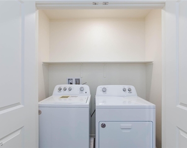 6085 Lily Garden Street - Photo Thumbnail 18