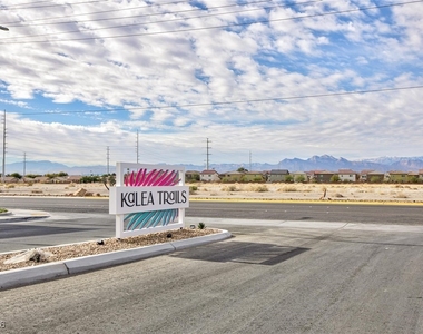 6085 Lily Garden Street - Photo Thumbnail 5