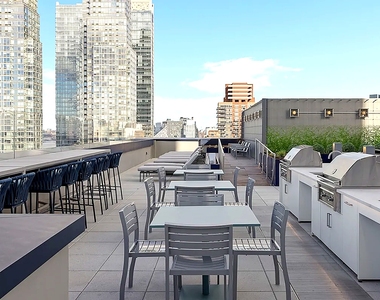 West 38th Street, New York, NY 10018 - Photo Thumbnail 9