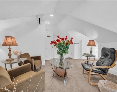 217 Jefferson Avenue - Photo Thumbnail 8