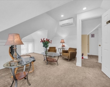 217 Jefferson Avenue - Photo Thumbnail 9