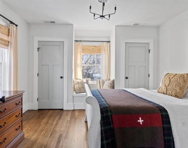 13 Chapin Street - Photo Thumbnail 19