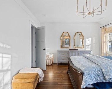 13 Chapin Street - Photo Thumbnail 27