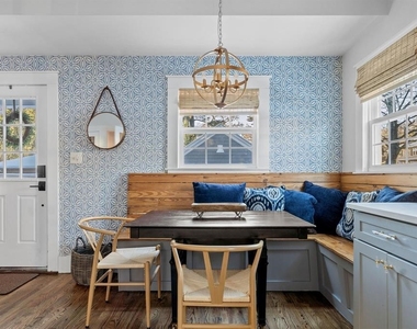 13 Chapin Street - Photo Thumbnail 11