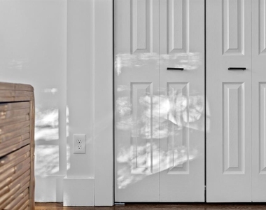13 Chapin Street - Photo Thumbnail 30