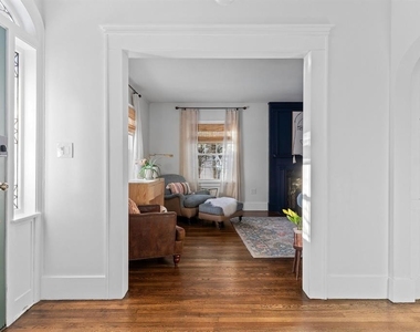 13 Chapin Street - Photo Thumbnail 3