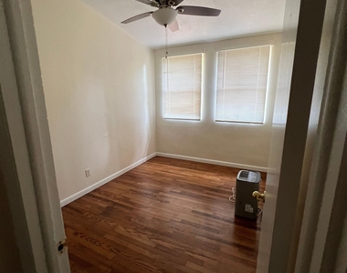 172 Hart Avenue - Photo Thumbnail 2