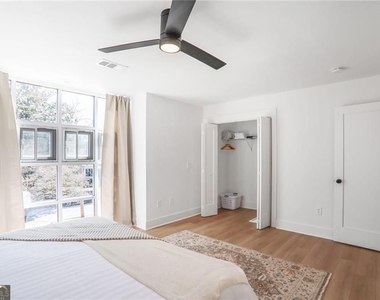 1210 Cleburne Avenue Ne - Photo Thumbnail 12