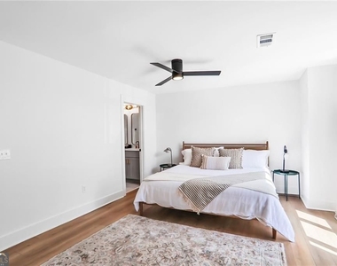 1210 Cleburne Avenue Ne - Photo Thumbnail 13