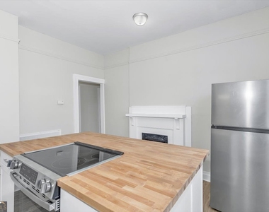 211 Broad Street - Photo Thumbnail 6
