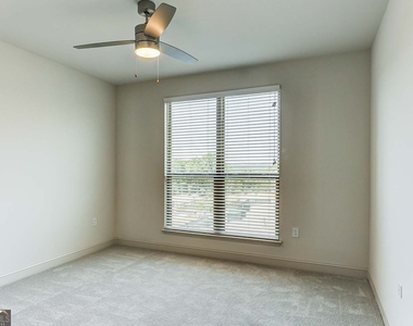 1003 Ridgewalk Parkway - Photo Thumbnail 13