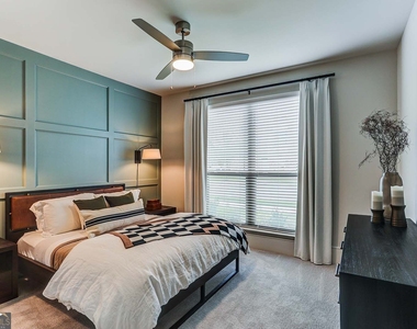 1003 Ridgewalk Parkway - Photo Thumbnail 9