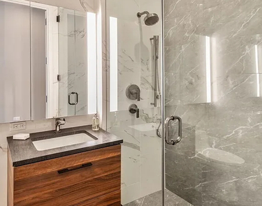 West 36th Street, New York, NY 10018 - Photo Thumbnail 7