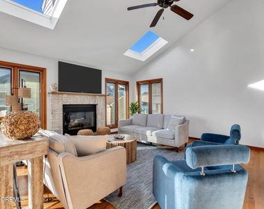 475 Long Avenue - Photo Thumbnail 11