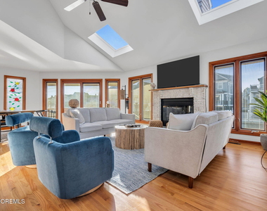 475 Long Avenue - Photo Thumbnail 9