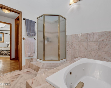 475 Long Avenue - Photo Thumbnail 16
