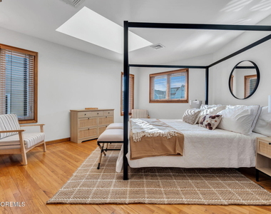 475 Long Avenue - Photo Thumbnail 14