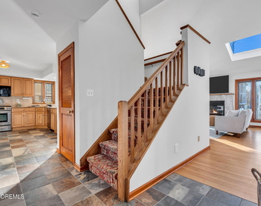 475 Long Avenue - Photo Thumbnail 12