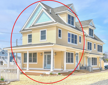 10 4th Avenue - Photo Thumbnail 5