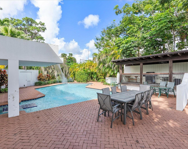 1240 Sw 14th Avenue - Photo Thumbnail 45