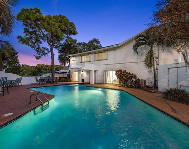 1240 Sw 14th Avenue - Photo Thumbnail 56