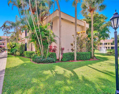 7484 La Paz Boulevard - Photo Thumbnail 44