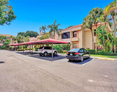 7484 La Paz Boulevard - Photo Thumbnail 43