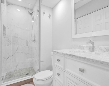 7484 La Paz Boulevard - Photo Thumbnail 29