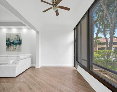 7484 La Paz Boulevard - Photo Thumbnail 38