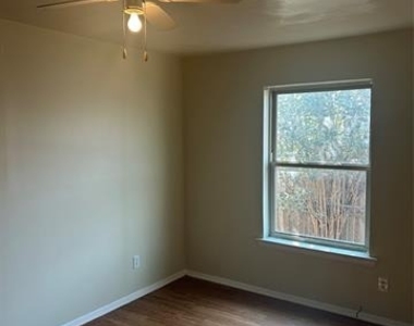 7831 Millstone Drive - Photo Thumbnail 3