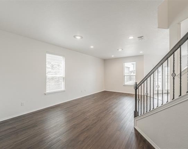 6268 Topsail Drive - Photo Thumbnail 9