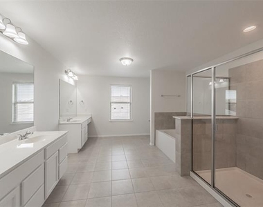 6268 Topsail Drive - Photo Thumbnail 30