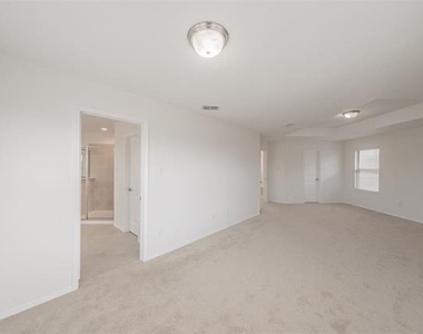 6268 Topsail Drive - Photo Thumbnail 29