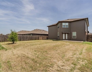 6268 Topsail Drive - Photo Thumbnail 4