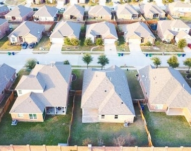 437 Lipizzan Lane - Photo Thumbnail 28