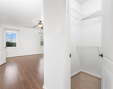 437 Lipizzan Lane - Photo Thumbnail 18