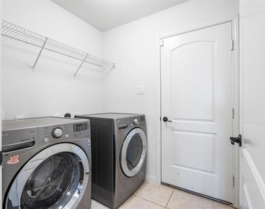 437 Lipizzan Lane - Photo Thumbnail 20