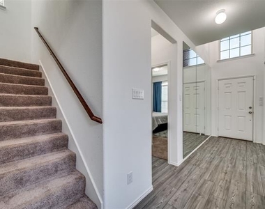 2328 Brightstone Drive - Photo Thumbnail 16