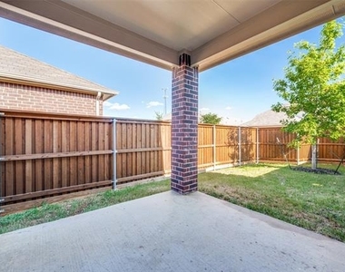 2328 Brightstone Drive - Photo Thumbnail 23