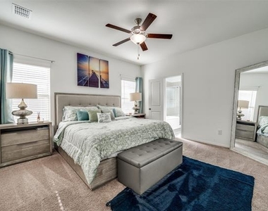 2328 Brightstone Drive - Photo Thumbnail 5