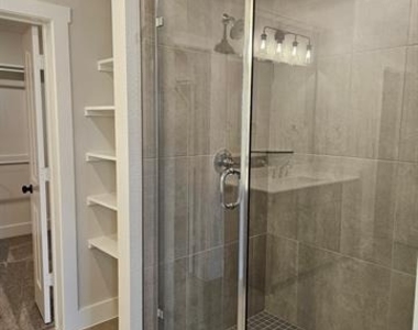 221 Chestnut Street - Photo Thumbnail 8