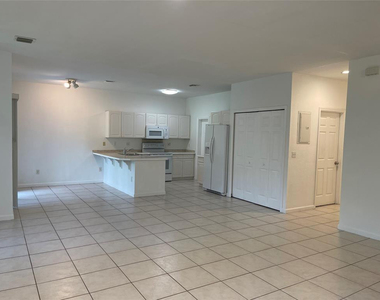 713 Ne 4th Street - Photo Thumbnail 8