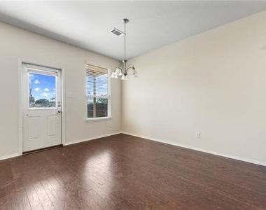 2239 Heaton Street - Photo Thumbnail 9
