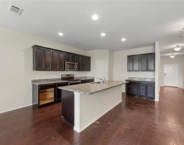 2239 Heaton Street - Photo Thumbnail 7